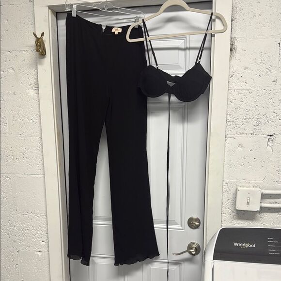 Camila Coelho Flare Pants and Bra SET - Size Medium - Black Tie Strap Top NWOT - Picture 1 of 4